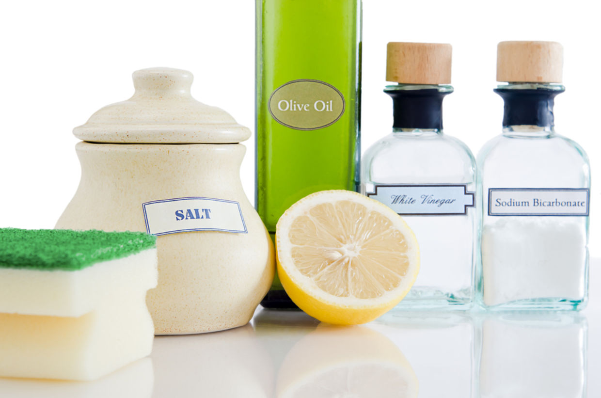 Borax, vinegar, baking soda, salt, and lemon juice make great natural cleaners (Shutterstock) Borax, vinegar, baking soda, salt, and lemon juice make great natural cleaners (Shutterstock)