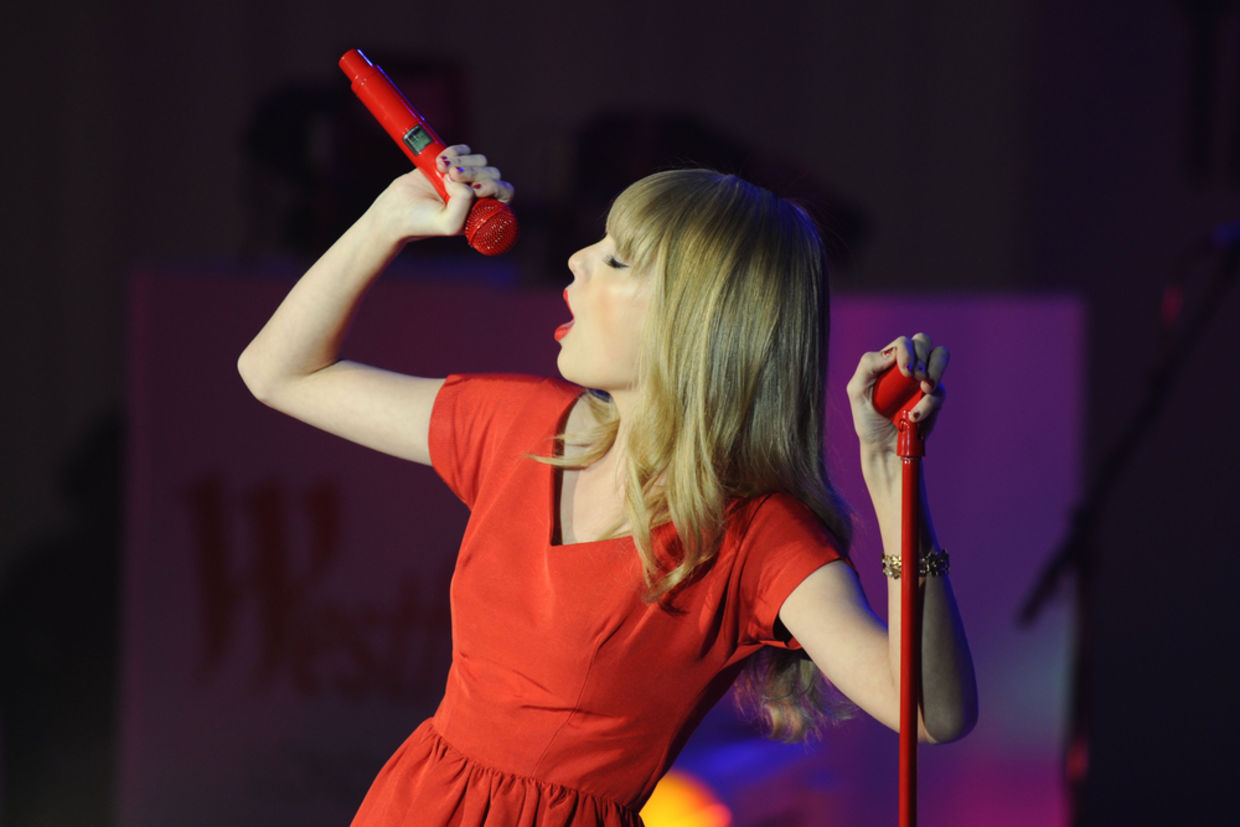 Taylor Swift performs at Westfield Shepherd's Bush, London. Taylor Swift performs at Westfield Shepherd's Bush, London.