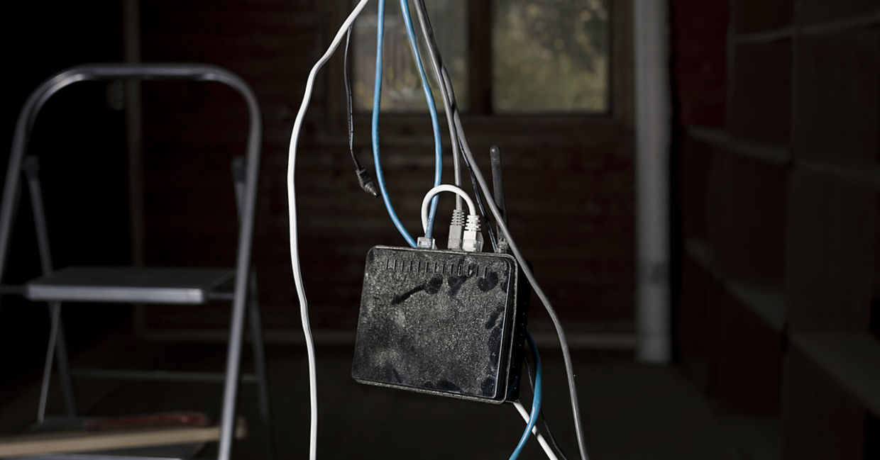 Dusty WiFi router Dusty WiFi router