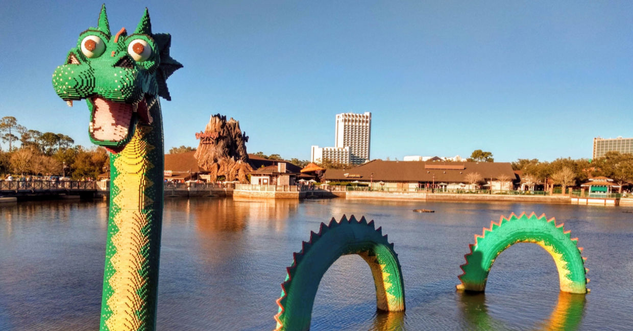 LEGO dragon. LEGO dragon.