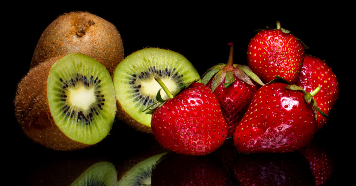 Kiwi and other fruits high in Vitamin C may benefit asthmatics. Kiwi and other fruits high in Vitamin C may benefit asthmatics.