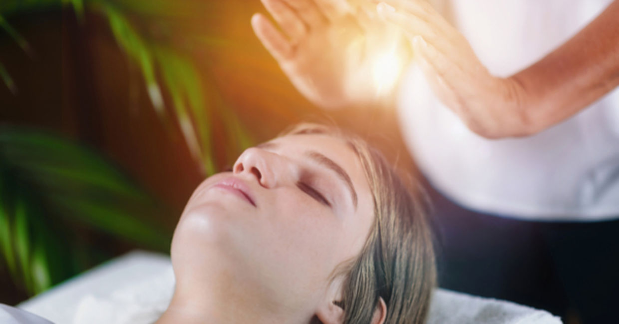 Reiki unblocks pathways and decreases stress. Reiki unblocks pathways and decreases stress.