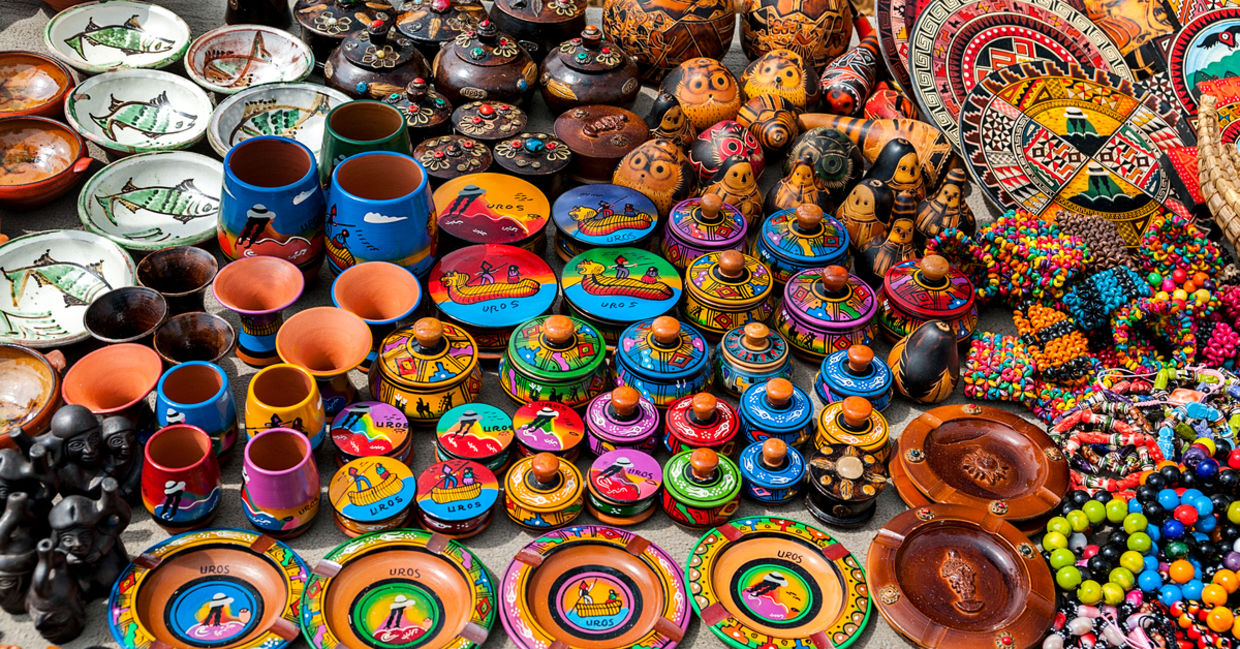 South American crafts. South American crafts.
