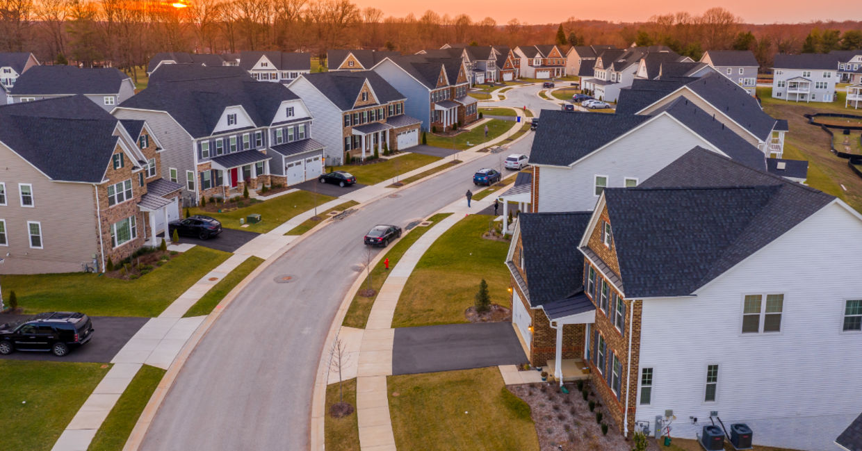Beautiful neighborhood. Beautiful neighborhood.