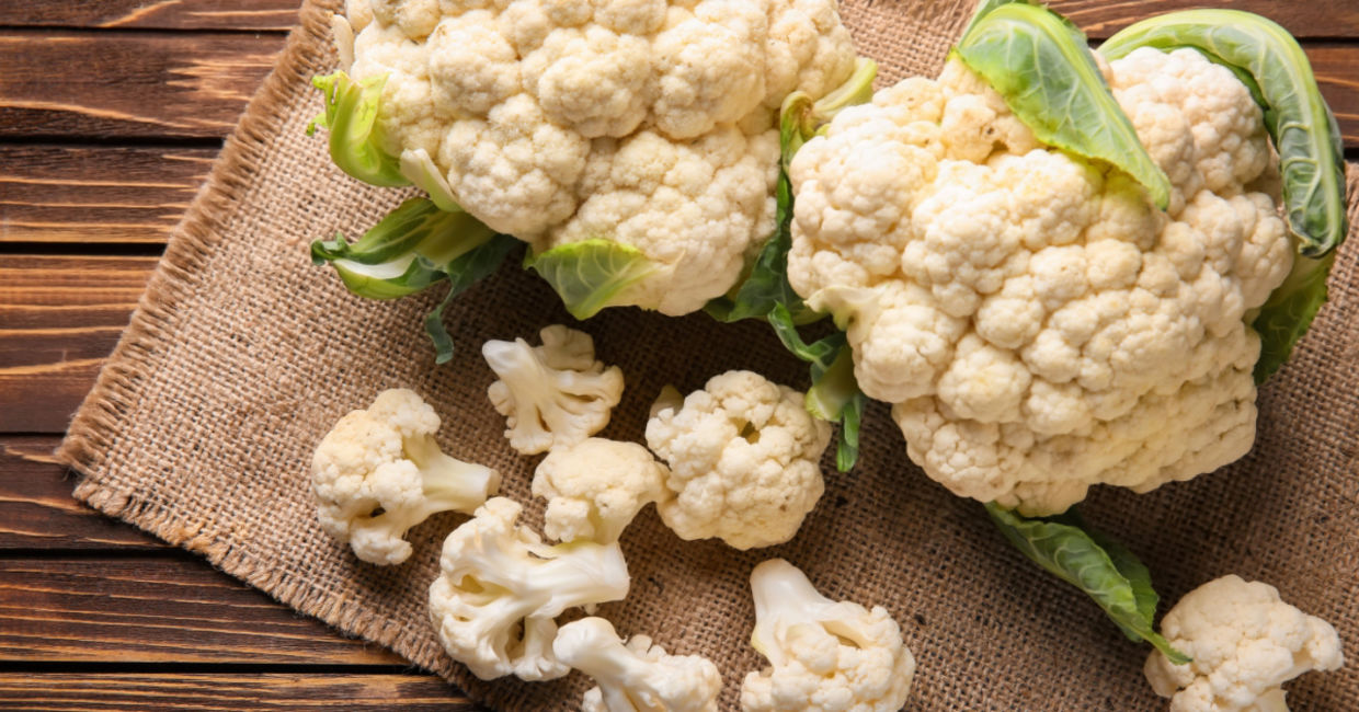 Raw cauliflower makes a healthy snack. Raw cauliflower makes a healthy snack.