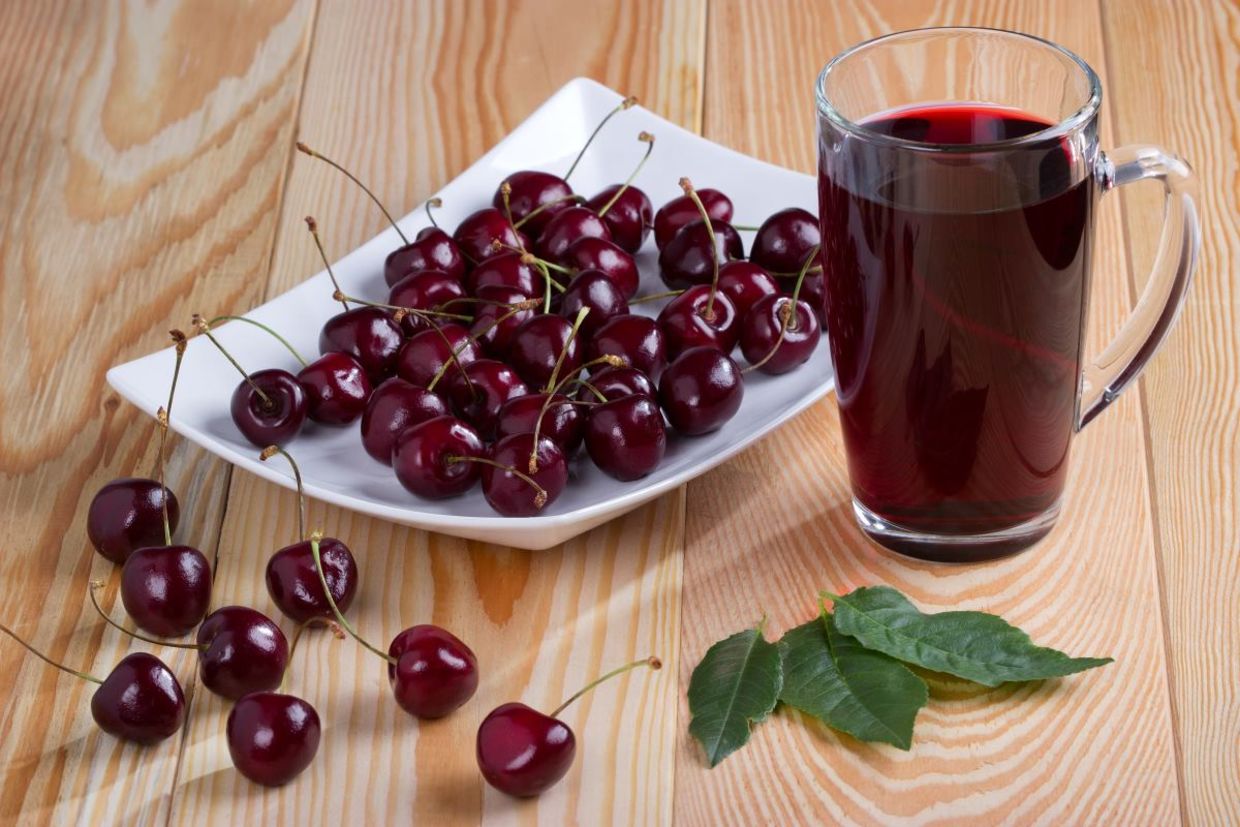 Tart cherries contain sleep inducing compunds. Tart cherries contain sleep inducing compunds.