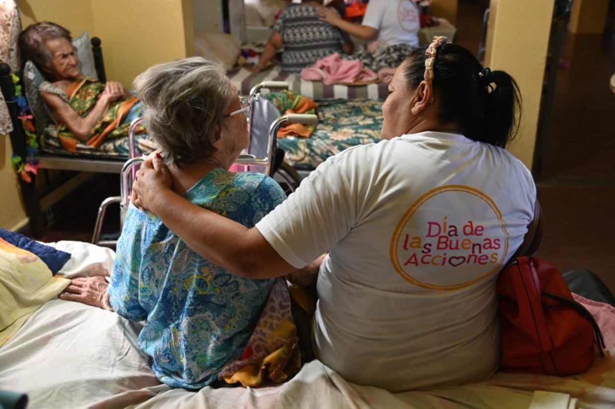 Volunteers in Paraguay make a positive difference in people's lives. Volunteers in Paraguay make a positive difference in people's lives.
