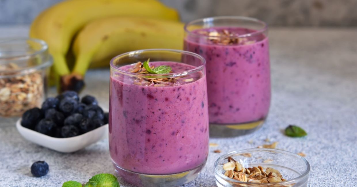 This smoothie contains walnuts and blueberries. This smoothie contains walnuts and blueberries.