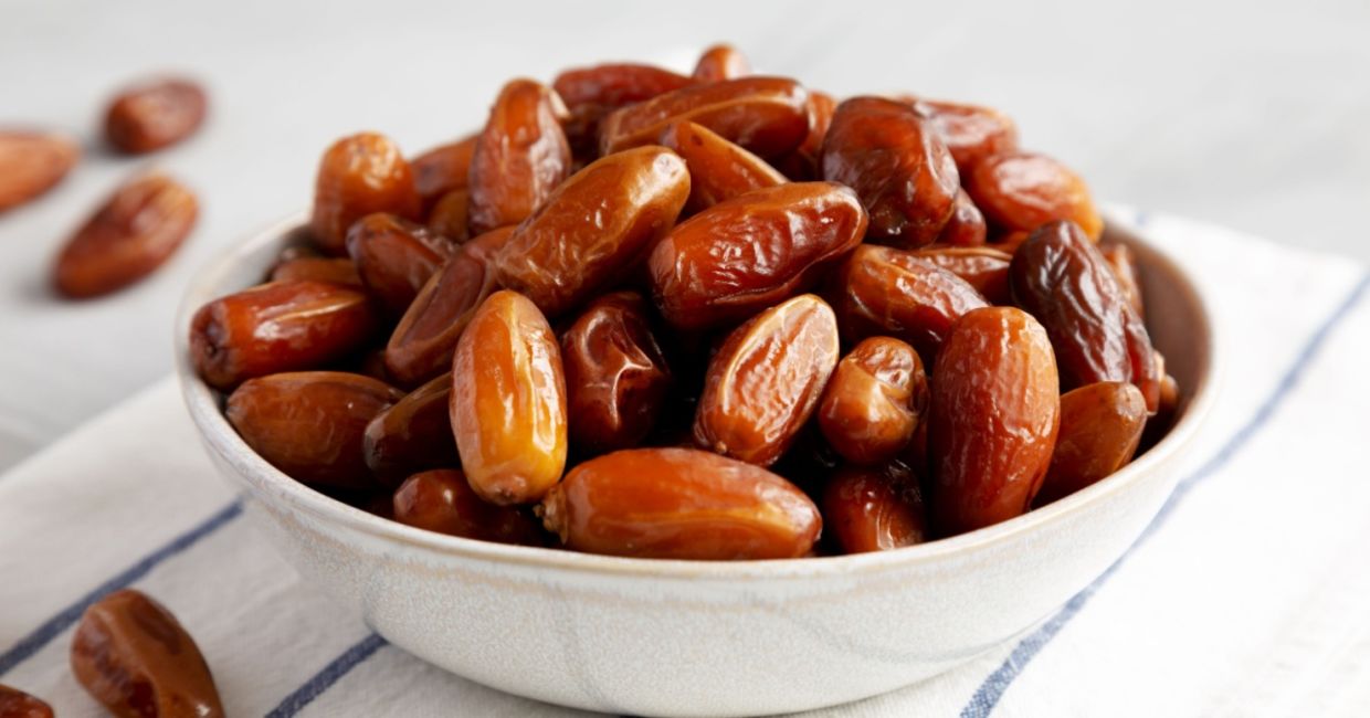 Dried dates can satisfy your sugar craving. Dried dates can satisfy your sugar craving.