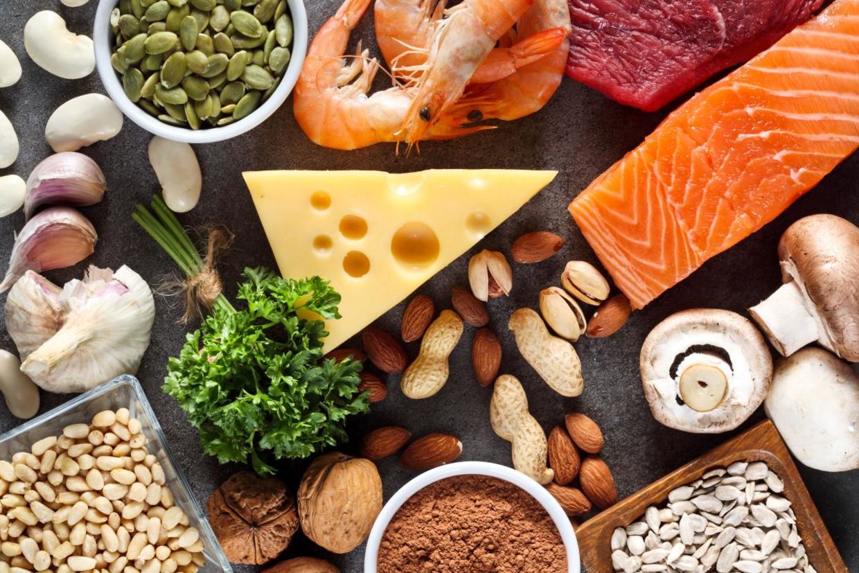 Foods that contain large amounts of zinc. Foods that contain large amounts of zinc.